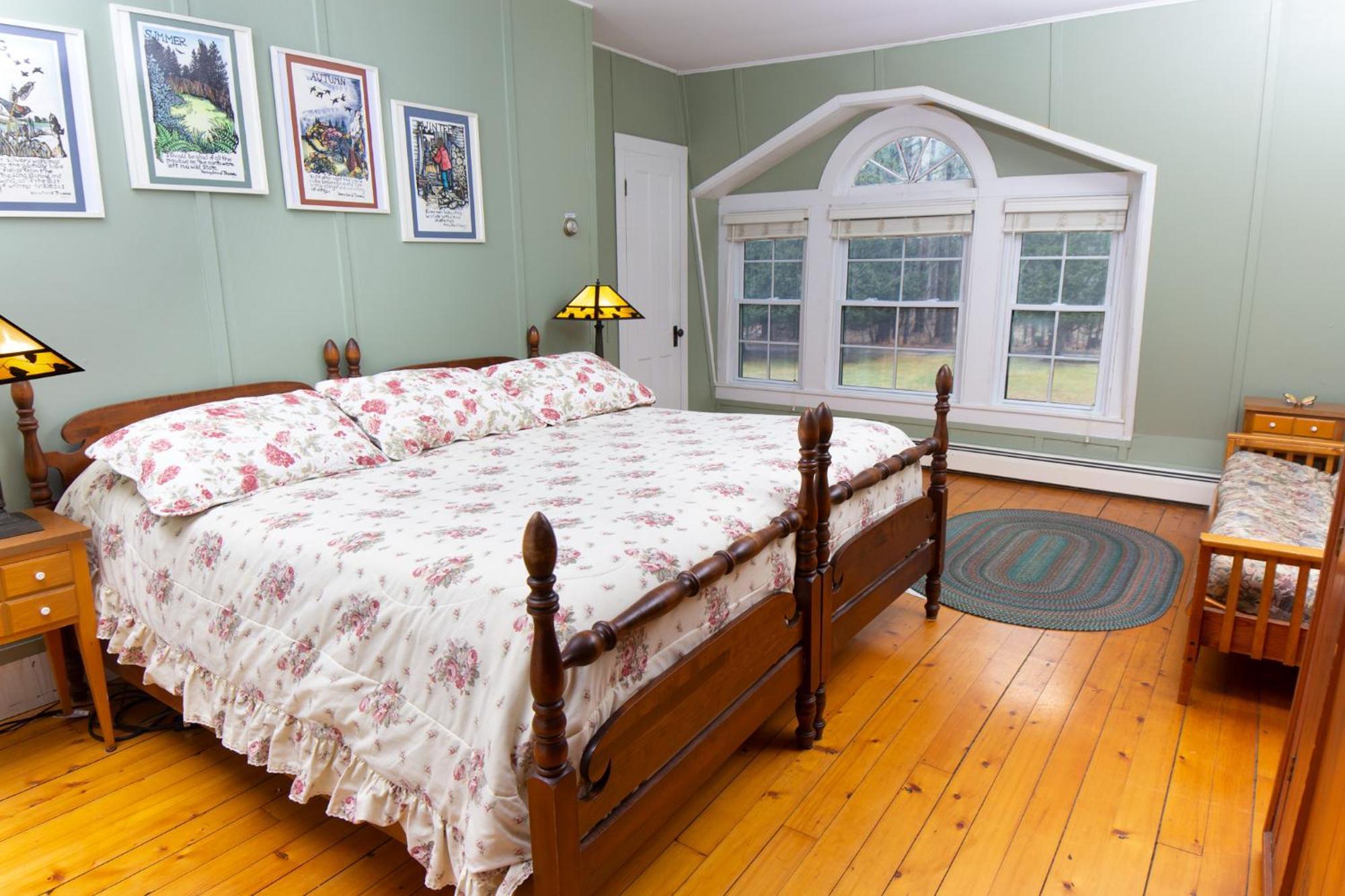 Trails End Inn Keene Valley Екстериор снимка